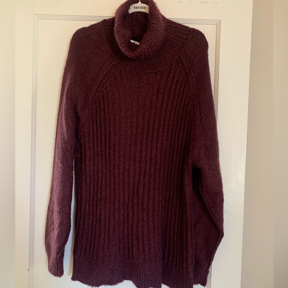Altar’d State EUC  Turtle Neck Maroon Tunic Sweater - XXL